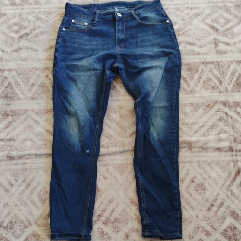 Design7 Denim Blue Jeans